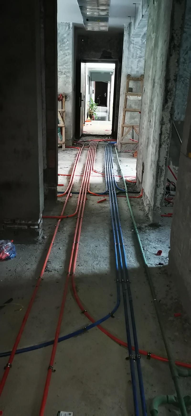 廈門阿榮水電安裝,施工現(xiàn)場(chǎng)實(shí)拍,今天作的不多,將就拍一下,用